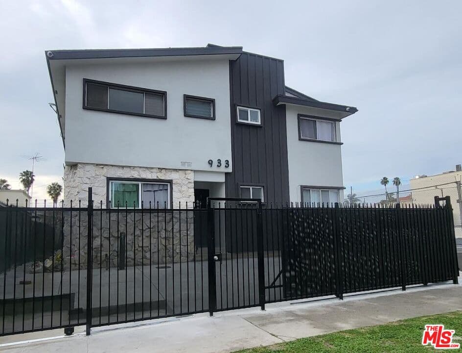1 bd, 1 ba Apartment in Los Angeles, CA — $1,780/mo — photo 1