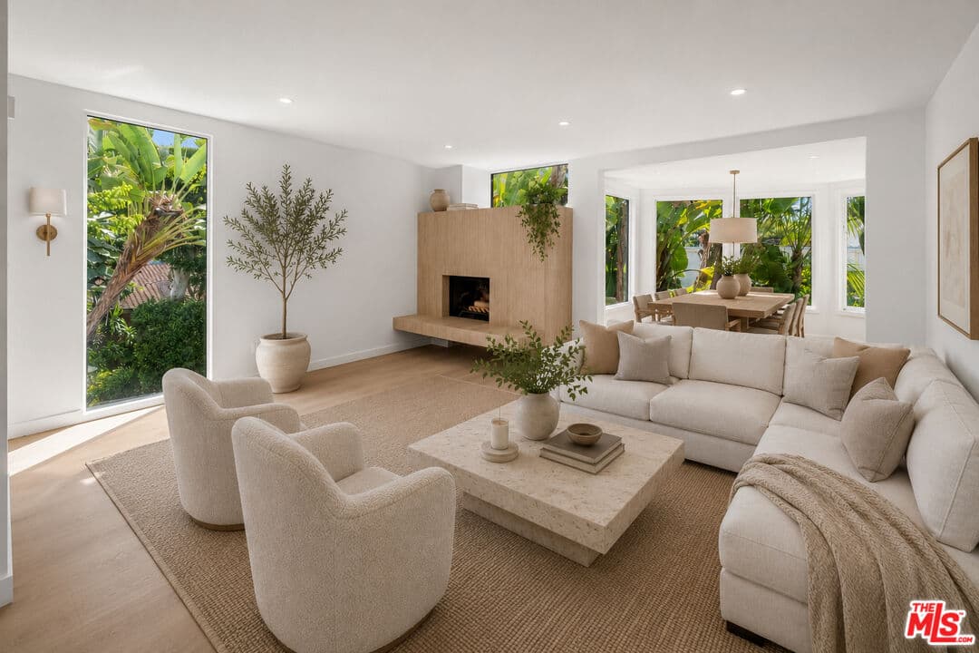 2 bd, 3 ba House in Beverly Hills, CA — $6,995/mo — photo 1