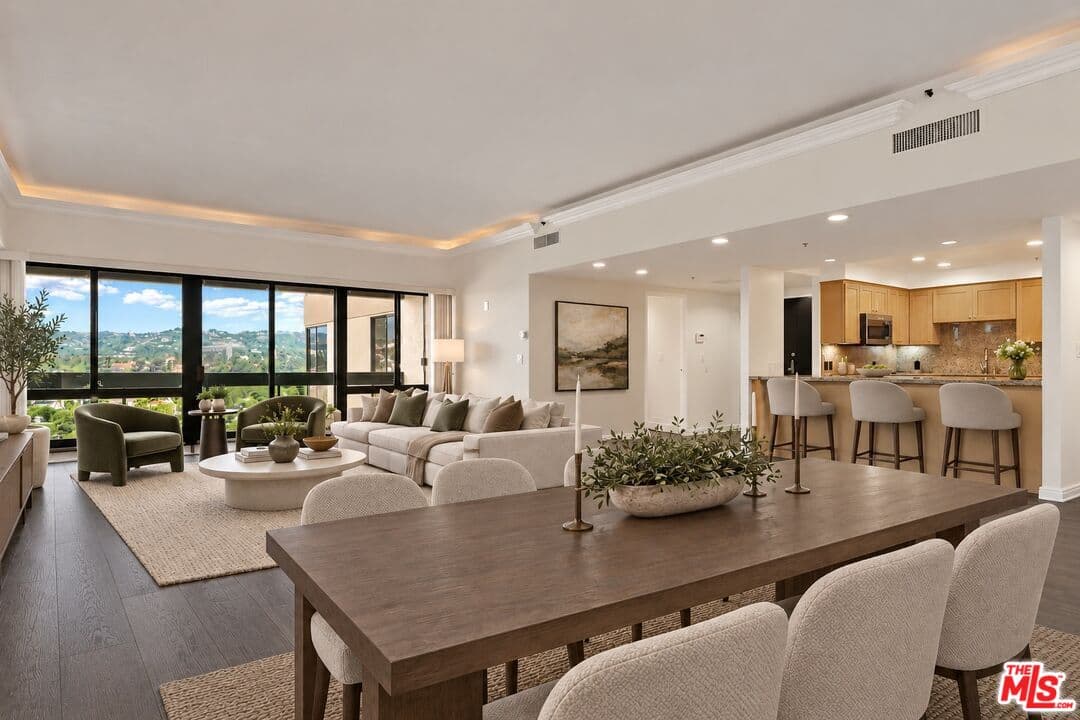2BR Condo in Los Angeles β $7,900/mo