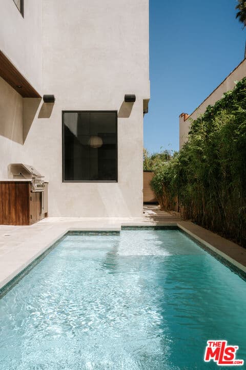 4 bd, 5 ba House in Los Angeles, CA — $25,000/mo — photo 2