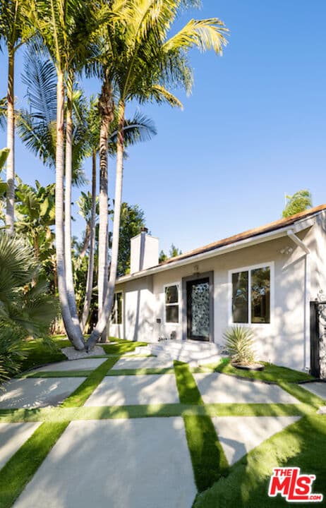 4 bd, 3 ba House in Beverly Hills, CA — $10,000/mo — photo 2