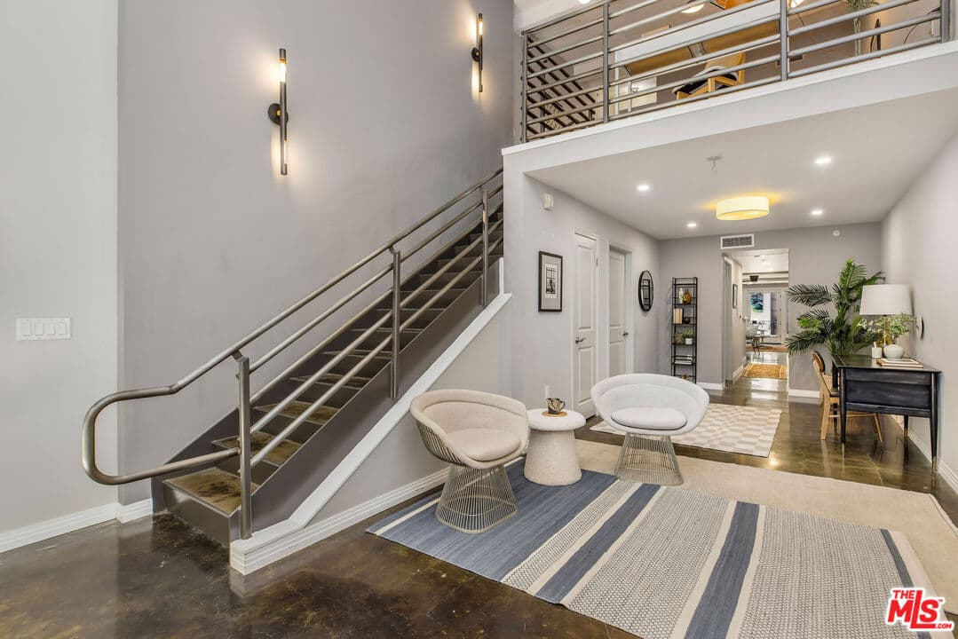 2BR Condo in Pasadena β $4,350/mo