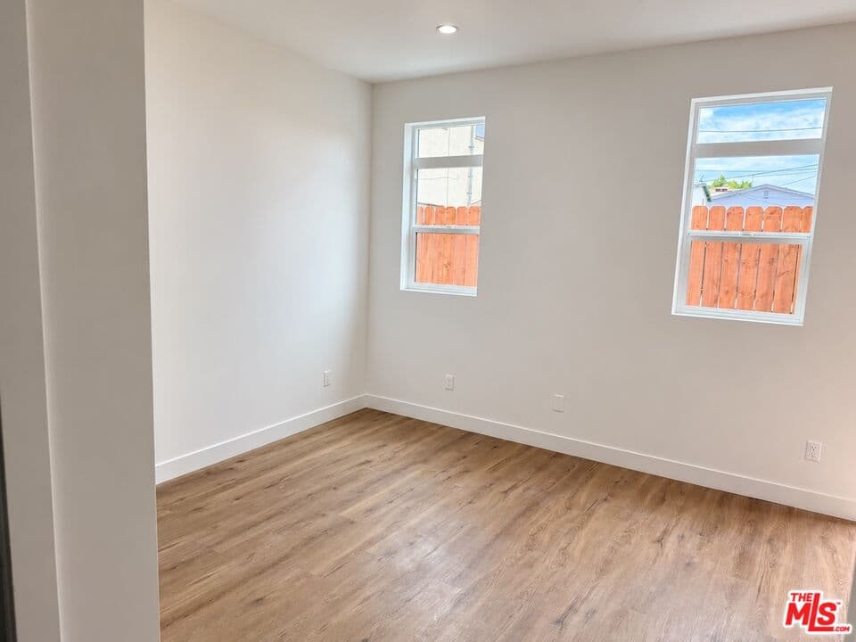 1 bd, 1 ba Condo in North Hollywood, CA — $1,900/mo — photo 2