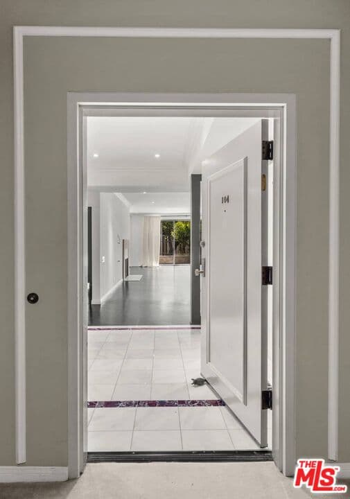 2 bd, 3 ba Condo in West Hollywood, CA — $6,400/mo — photo 2