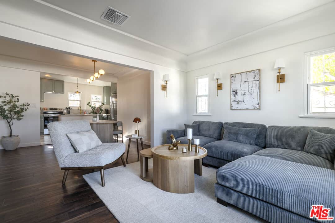2 bd, 1 ba Townhouse in Los Angeles, CA — $3,500/mo — photo 1