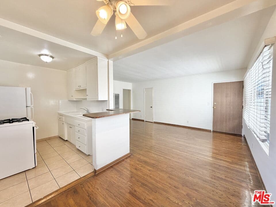 2 bd, 2 ba Apartment in Los Angeles, CA — $2,195/mo — photo 1