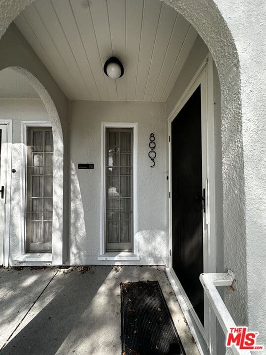 2 bd, 1 ba Townhouse in Culver City, CA — $4,000/mo — photo 1