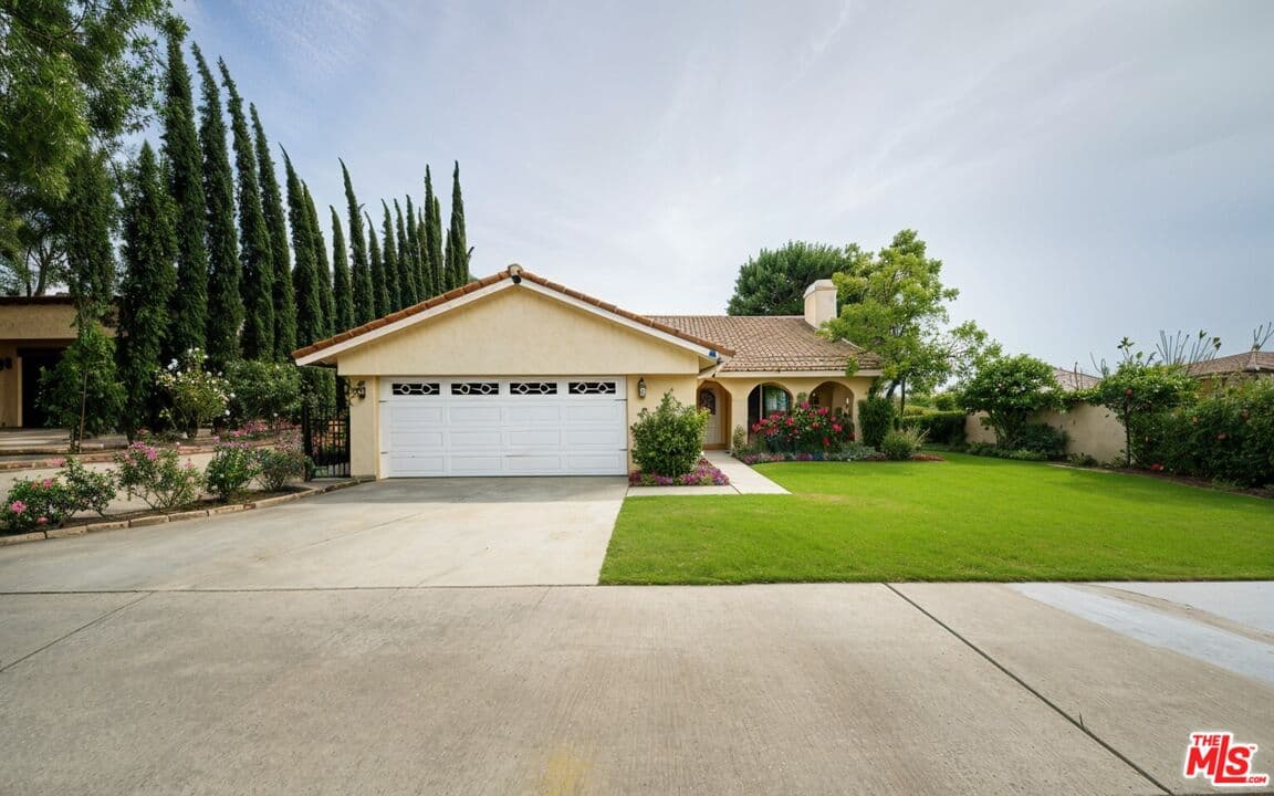 2 bd, 1 ba House in Duarte, CA — $3,850/mo — photo 2