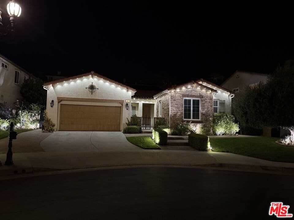 4 bd, 4 ba House in Northridge, CA — $7,000/mo — photo 2