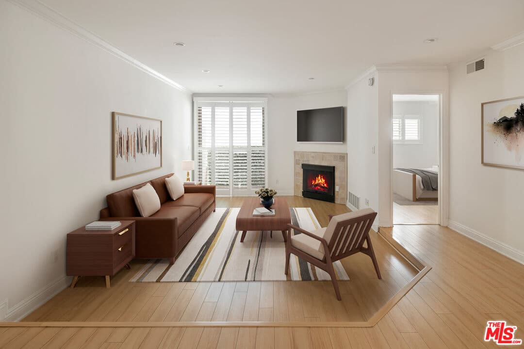 1 bd, 2 ba Condo in Los Angeles, CA — $3,650/mo — photo 1