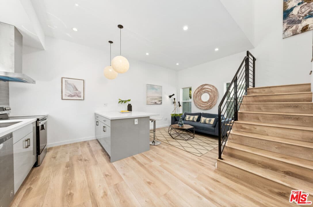 3 bd, 3 ba House in Los Angeles, CA — $5,000/mo — photo 1