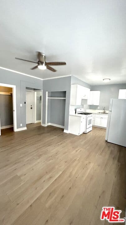 Studio, 1 ba Townhouse in Los Angeles, CA — $1,275/mo — photo 1