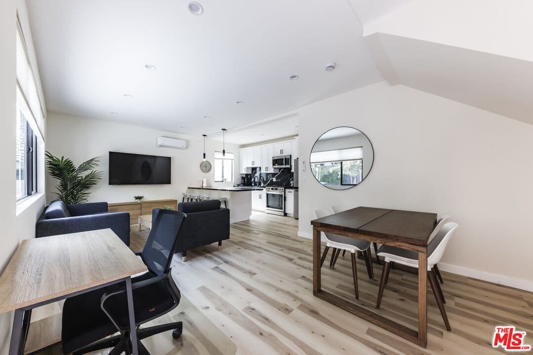 2 bd, 2 ba Townhouse in West Hollywood, CA — $5,250/mo — photo 2