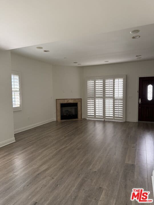 3 bd, 3 ba Townhouse in North Hollywood, CA — $4,200/mo — photo 2