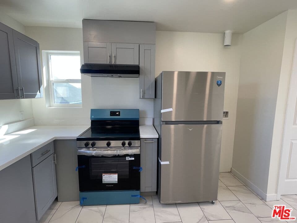 3BR Apartment in Los Angeles β $3,095/mo