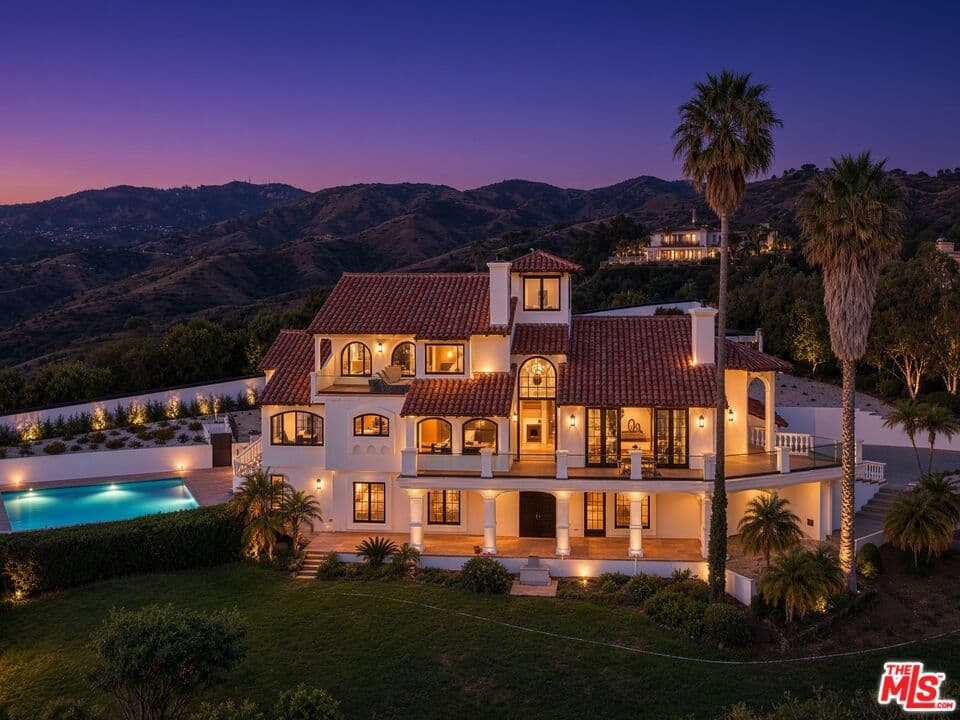 5 bd, 6 ba Townhouse in Malibu, CA — $46,000/mo — photo 1