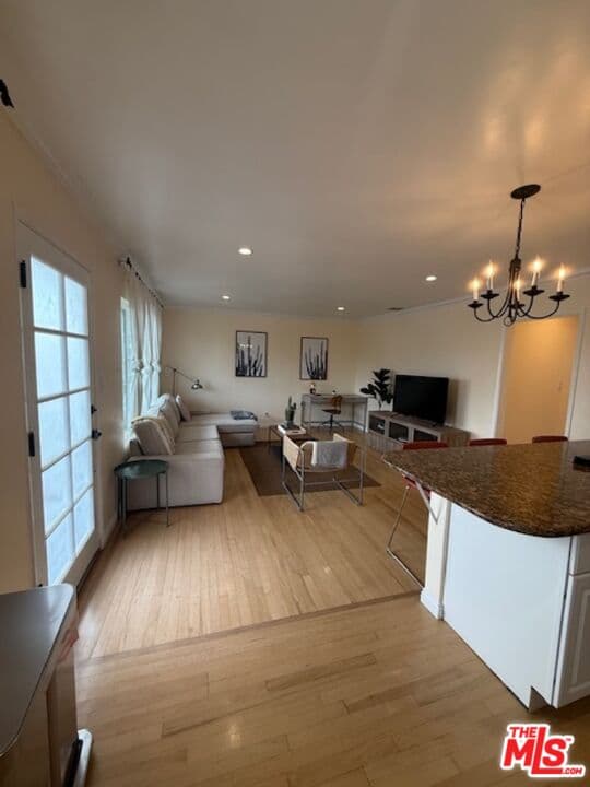 2 bd, 2 ba Townhouse in Santa Monica, CA — $5,400/mo — photo 2