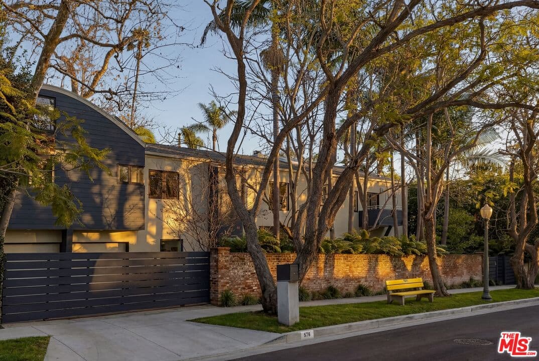 6 bd, 5 ba House in Santa Monica, CA — $42,500/mo — photo 2