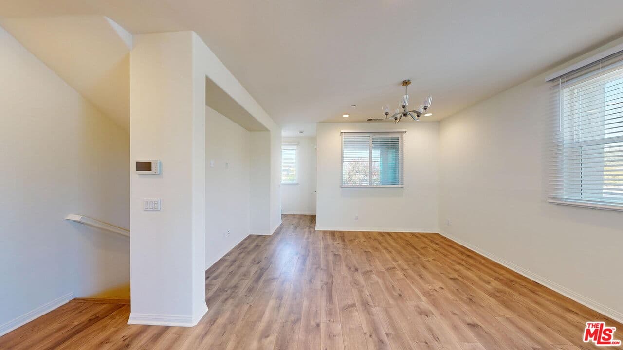 3 bd, 3 ba Townhouse in Panorama City, CA — $3,500/mo — photo 2