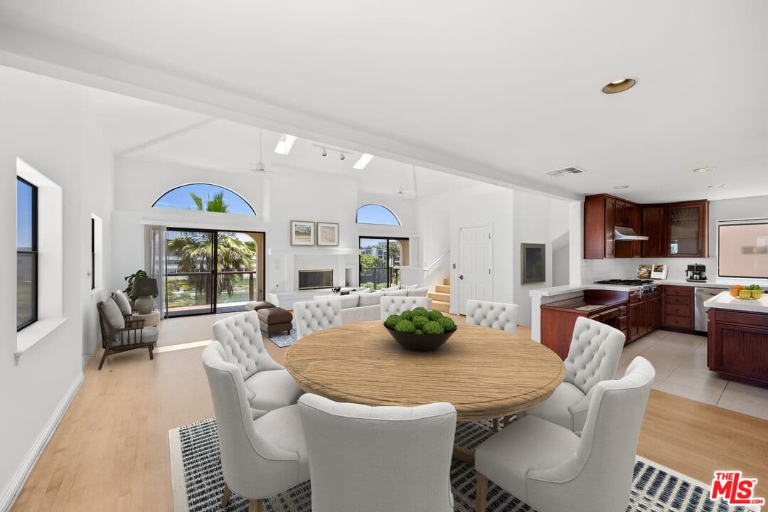3 bd, 3 ba Condo in Playa Del Rey, CA — $9,500/mo — photo 2