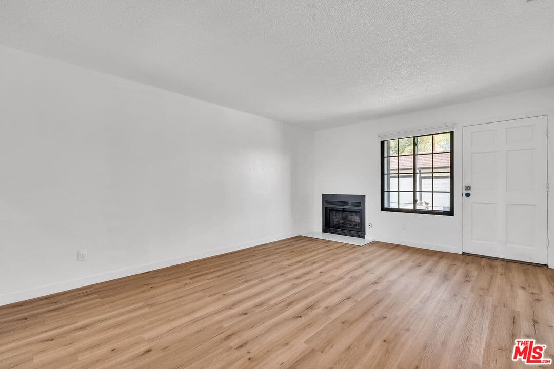 2 bd, 2 ba Condo in La Habra, CA — $3,295/mo — photo 2
