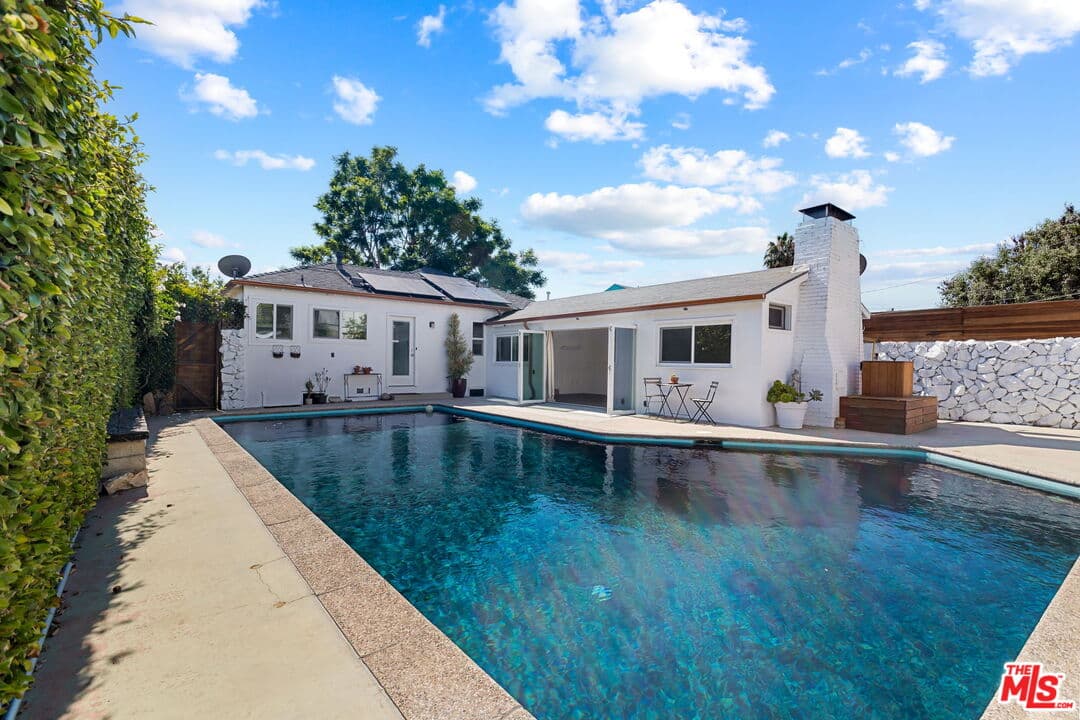 2 bd, 1 ba House in Culver City, CA — $7,000/mo — photo 2