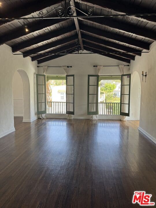 2 bd, 2 ba House in Los Angeles, CA — $6,150/mo — photo 2