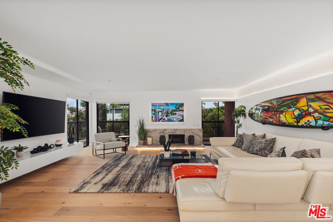 2 bd, 3 ba Condo in Santa Monica, CA — $8,495/mo — photo 1
