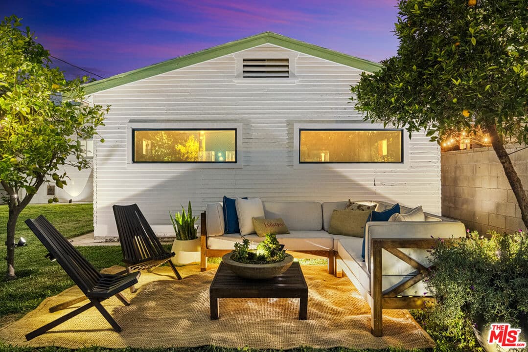 2BR House in Los Angeles β $3,250/mo