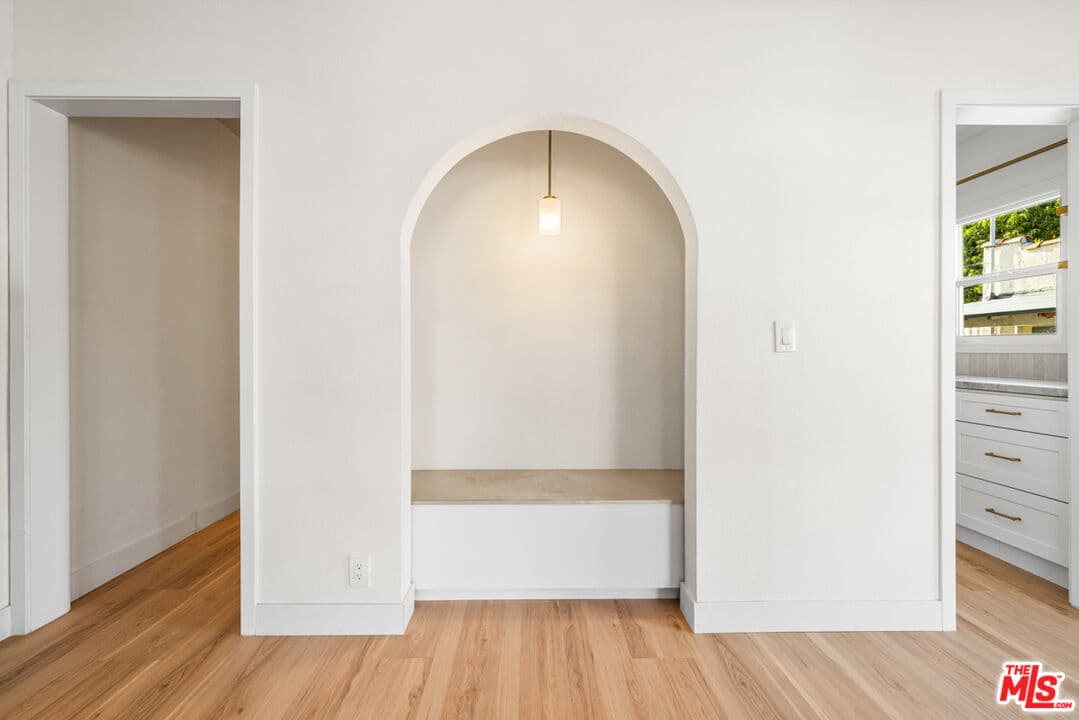 2 bd, 1 ba House in Los Angeles, CA — $3,250/mo — photo 2
