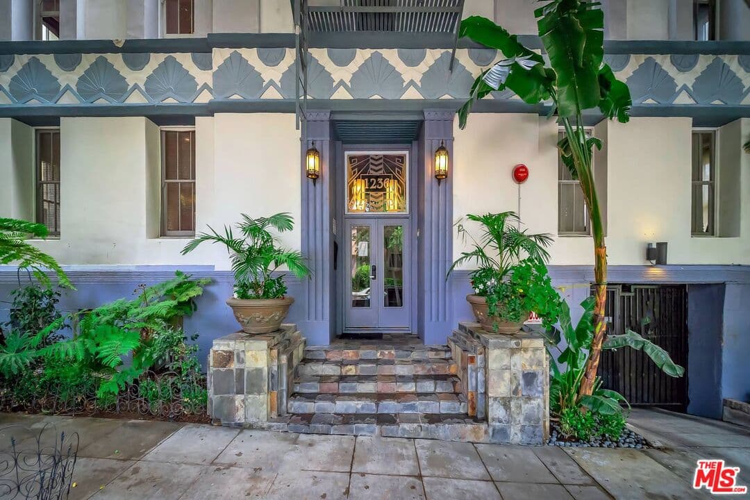 1 bd, 1 ba Townhouse in West Hollywood, CA — $3,500/mo — photo 2