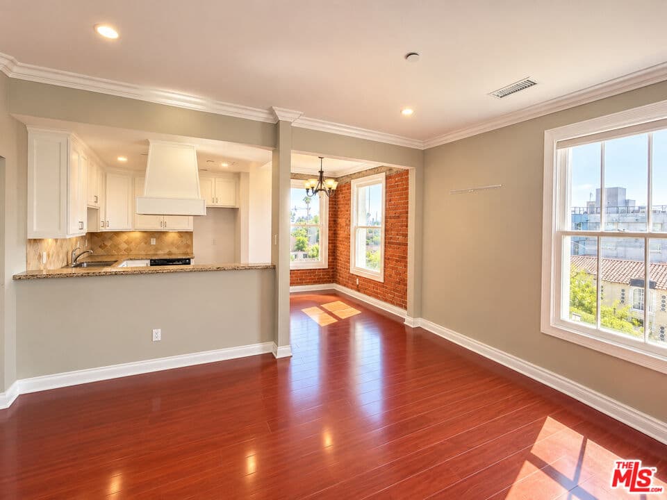1 bd, 1 ba Townhouse in West Hollywood, CA — $3,500/mo — photo 1