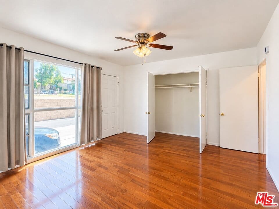 2 bd, 1 ba Condo in Inglewood, CA — $2,300/mo — photo 2