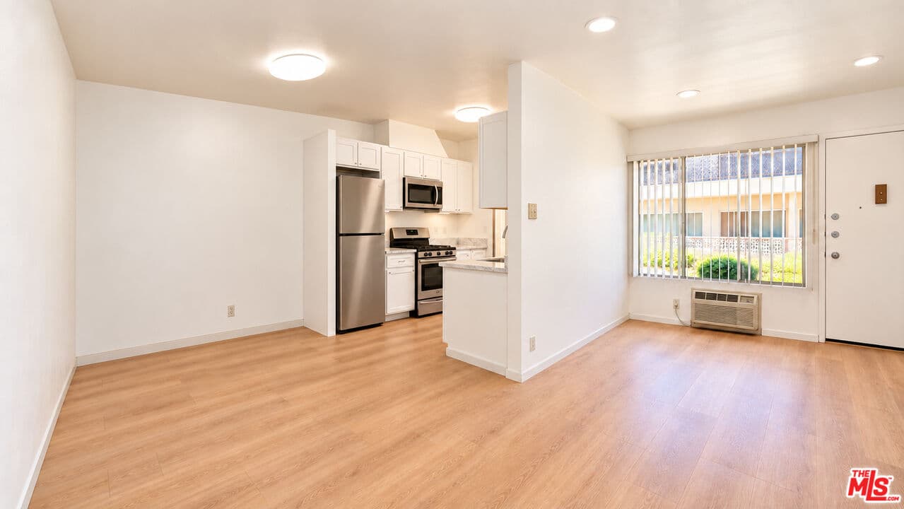 1 bd, 1 ba Apartment in Los Angeles, CA — $2,500/mo — photo 1
