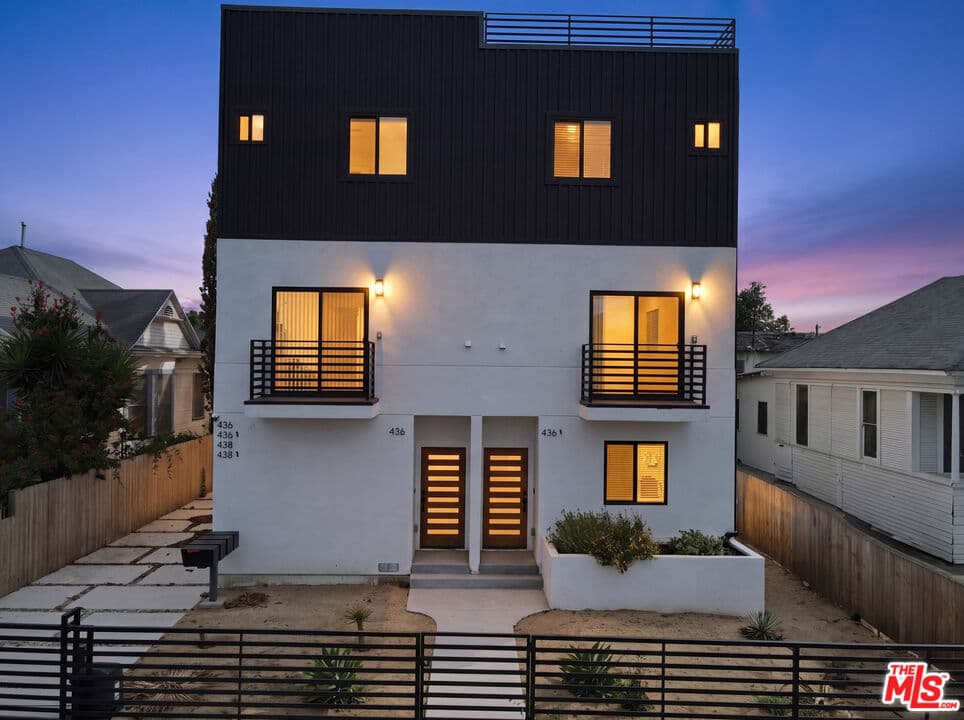 5BR Townhouse in Los Angeles β $4,500/mo
