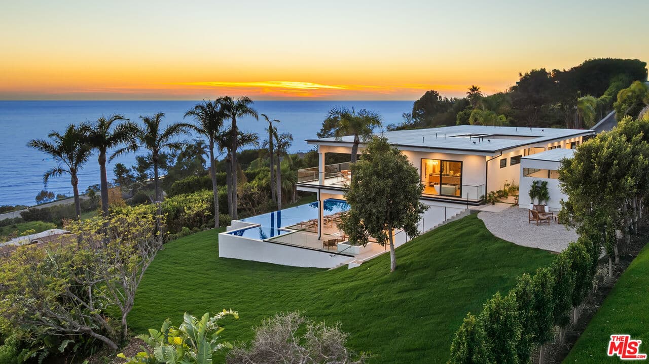 4 bd, 5 ba House in Malibu, CA — $50,000/mo — photo 1