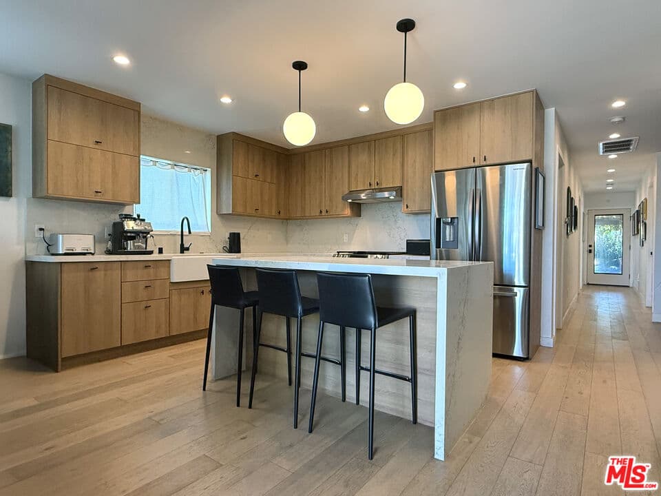 3 bd, 3 ba House in Los Angeles, CA — $6,900/mo — photo 1