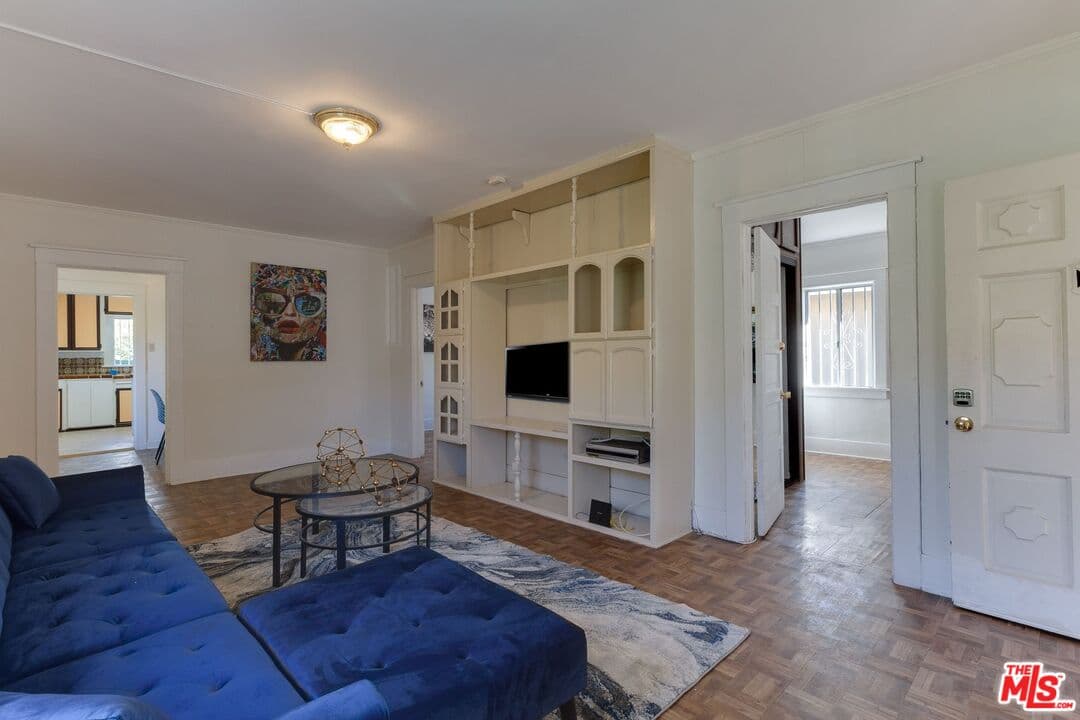 3 bd, 2 ba House in Los Angeles, CA — $4,195/mo — photo 2