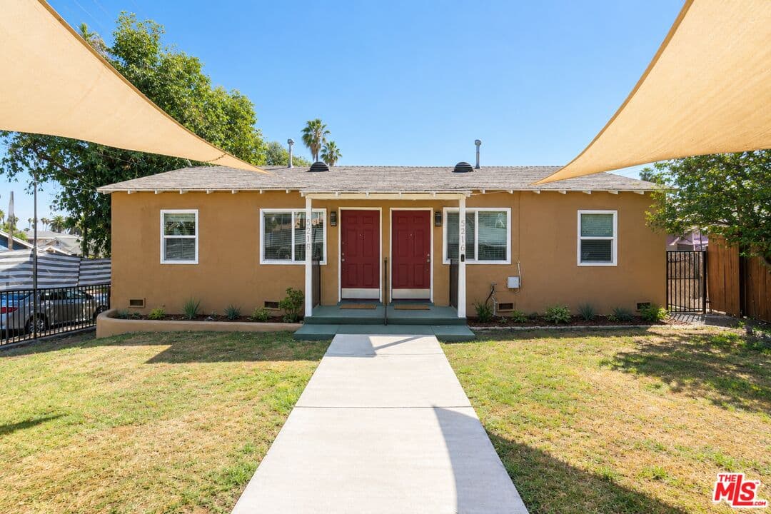 2BR Apartment in Los Angeles β $2,350/mo