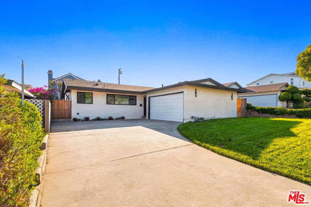 3BR House in Redondo Beach — $6,000/mo