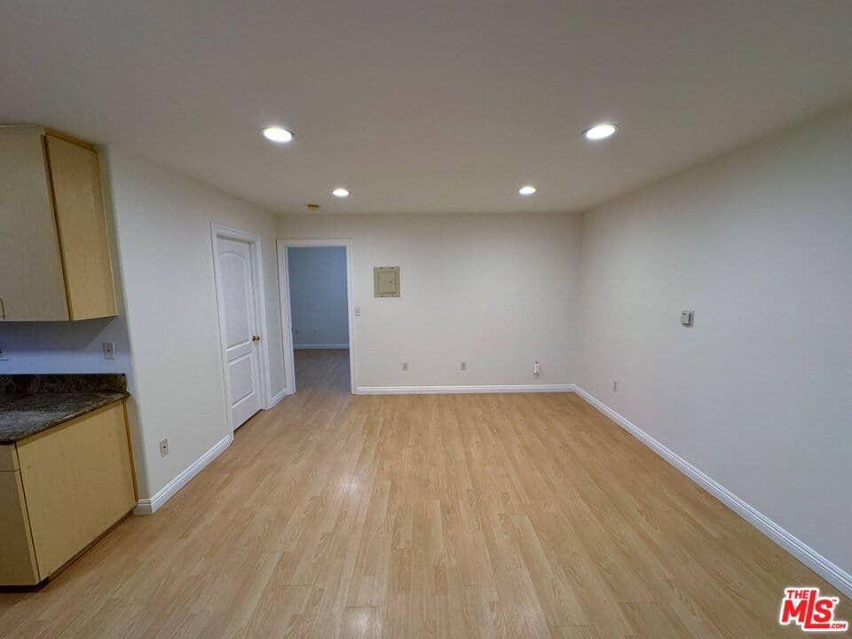 1BR Condo in Los Angeles β $1,800/mo