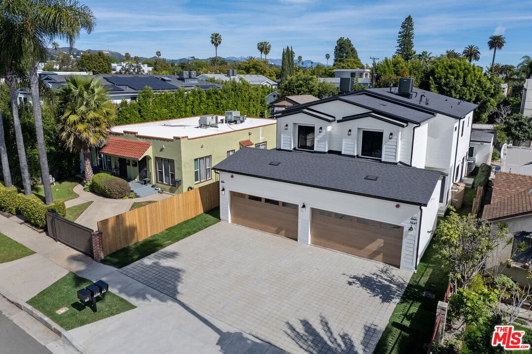 4 bd, 4 ba Townhouse in Los Angeles, CA — $7,700/mo — photo 2