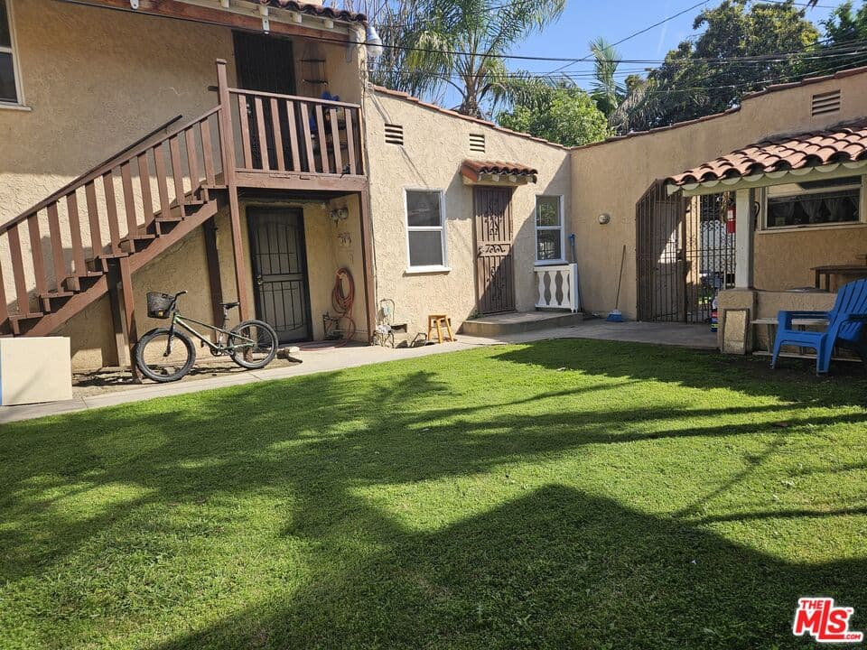 Studio Apartment in Huntington Park — $1,400/mo
