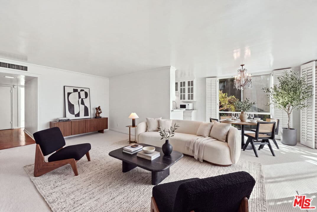 2 bd, 2 ba Condo in Los Angeles, CA — $3,600/mo — photo 1