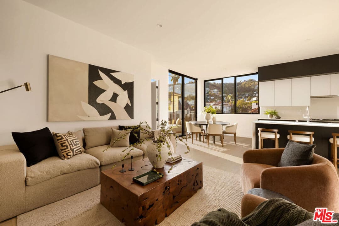 2 bd, 3 ba Townhouse in West Hollywood, CA — $9,995/mo — photo 2