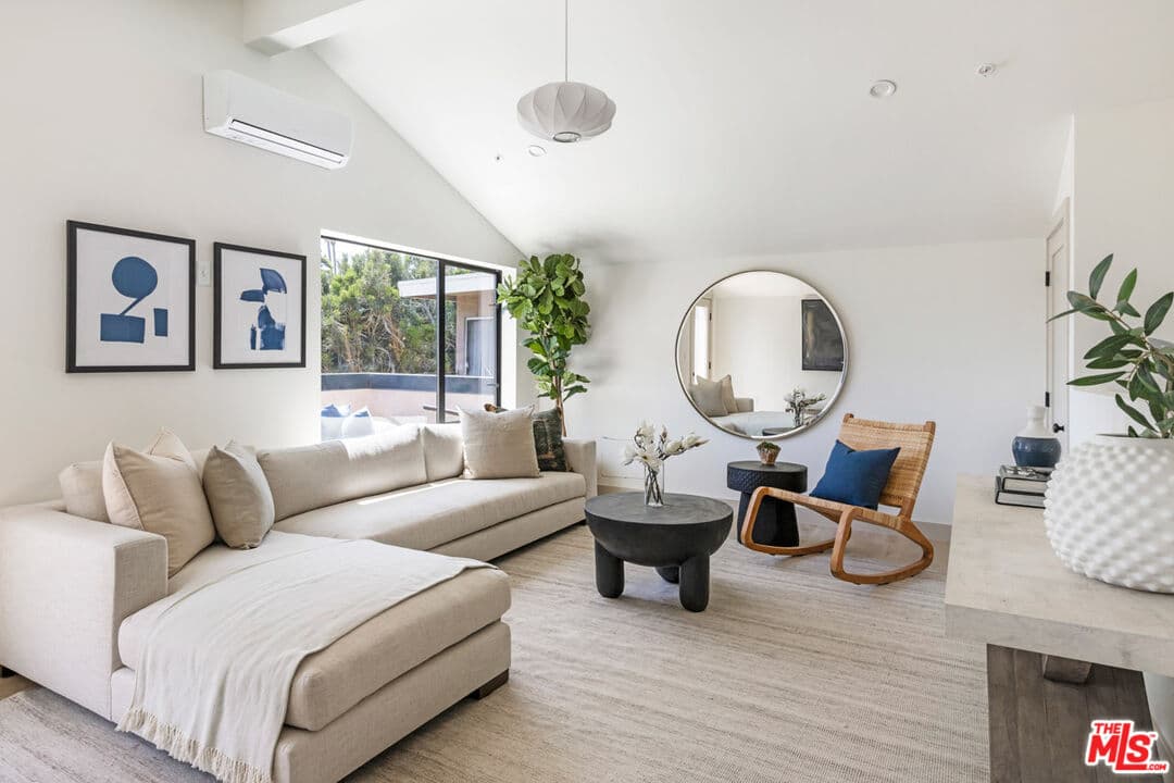 3BR House in Los Angeles β $5,980/mo