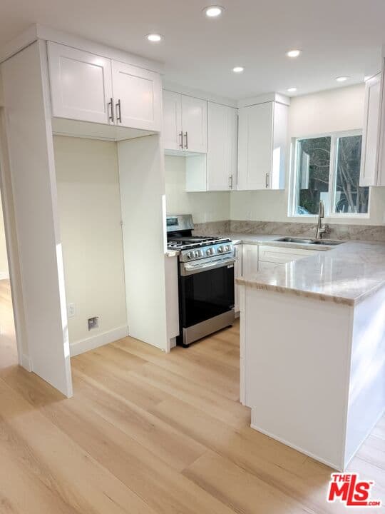 2 bd, 2 ba House in Glendale, CA — $3,500/mo — photo 2