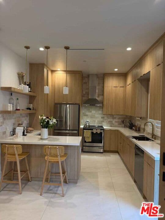 3BR House in Reseda β $4,699/mo