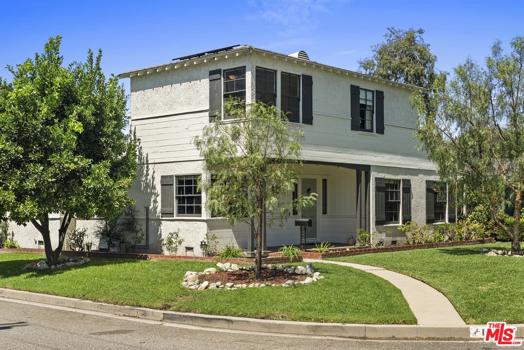 2 bd, 2 ba House in Glendale, CA — $5,300/mo — photo 1