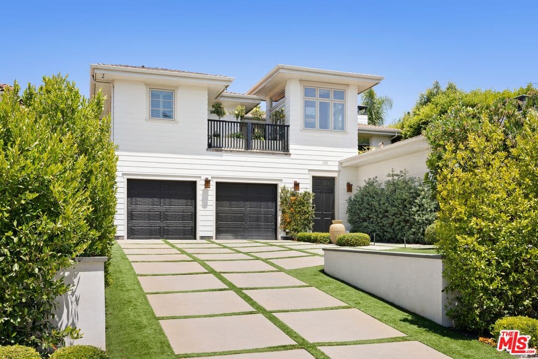 5 bd, 7 ba Townhouse in Santa Monica, CA — $40,000/mo — photo 1